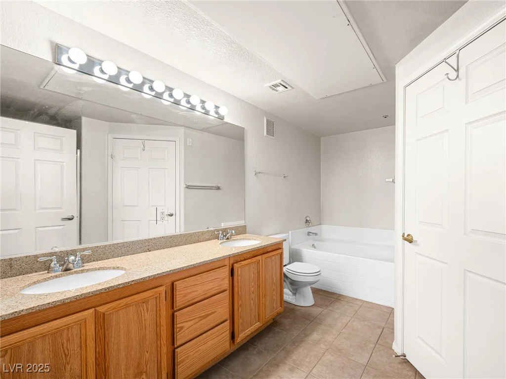 9975 Peace, Las Vegas, NV 89147