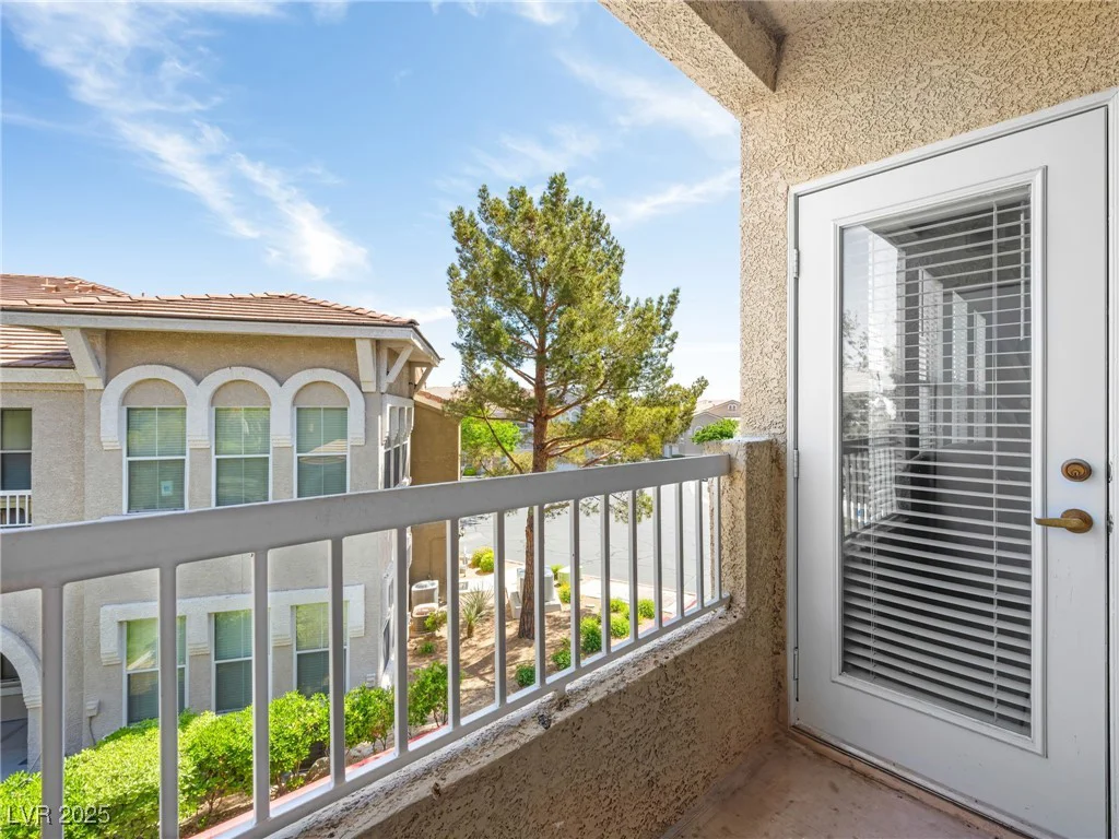 9975 Peace, Las Vegas, NV 89147