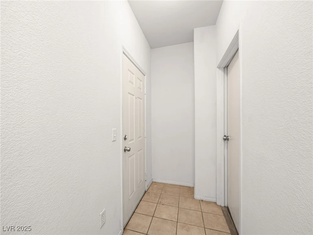 9975 Peace, Las Vegas, NV 89147