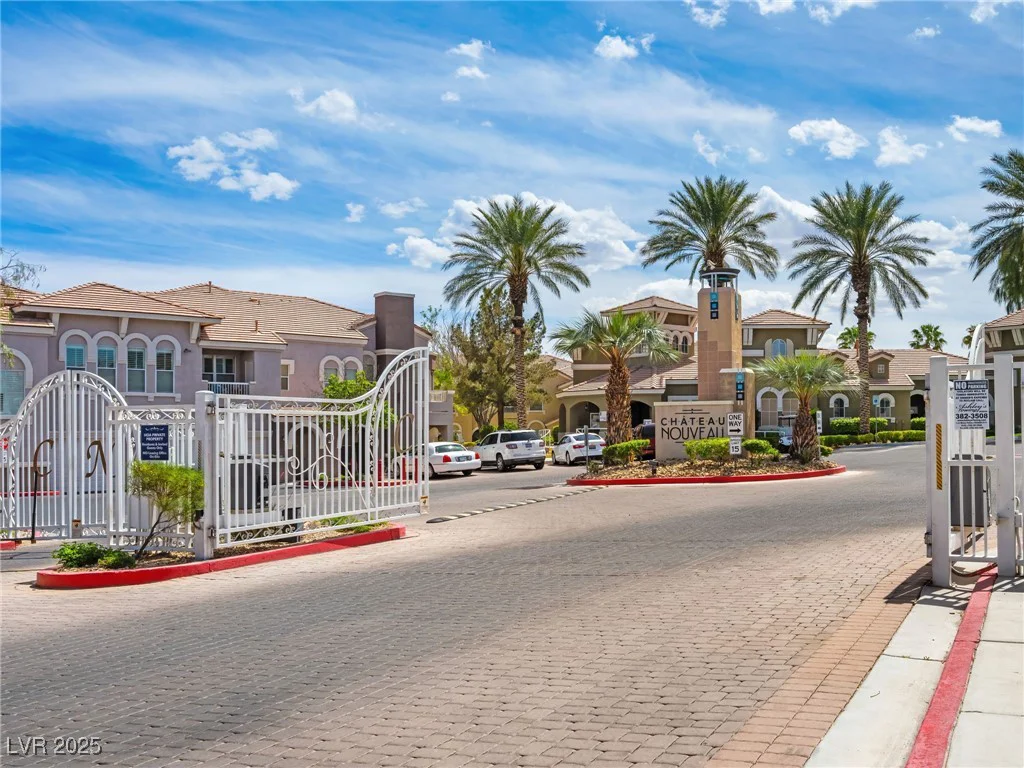 9975 Peace, Las Vegas, NV 89147
