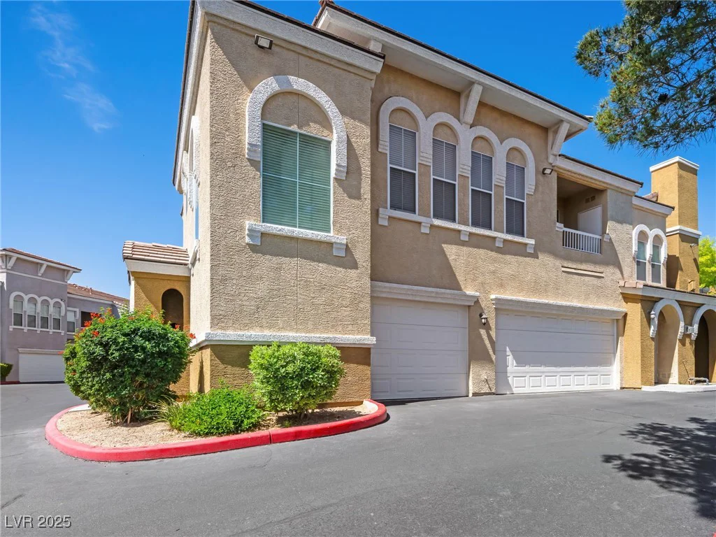 9975 Peace, Las Vegas, NV 89147
