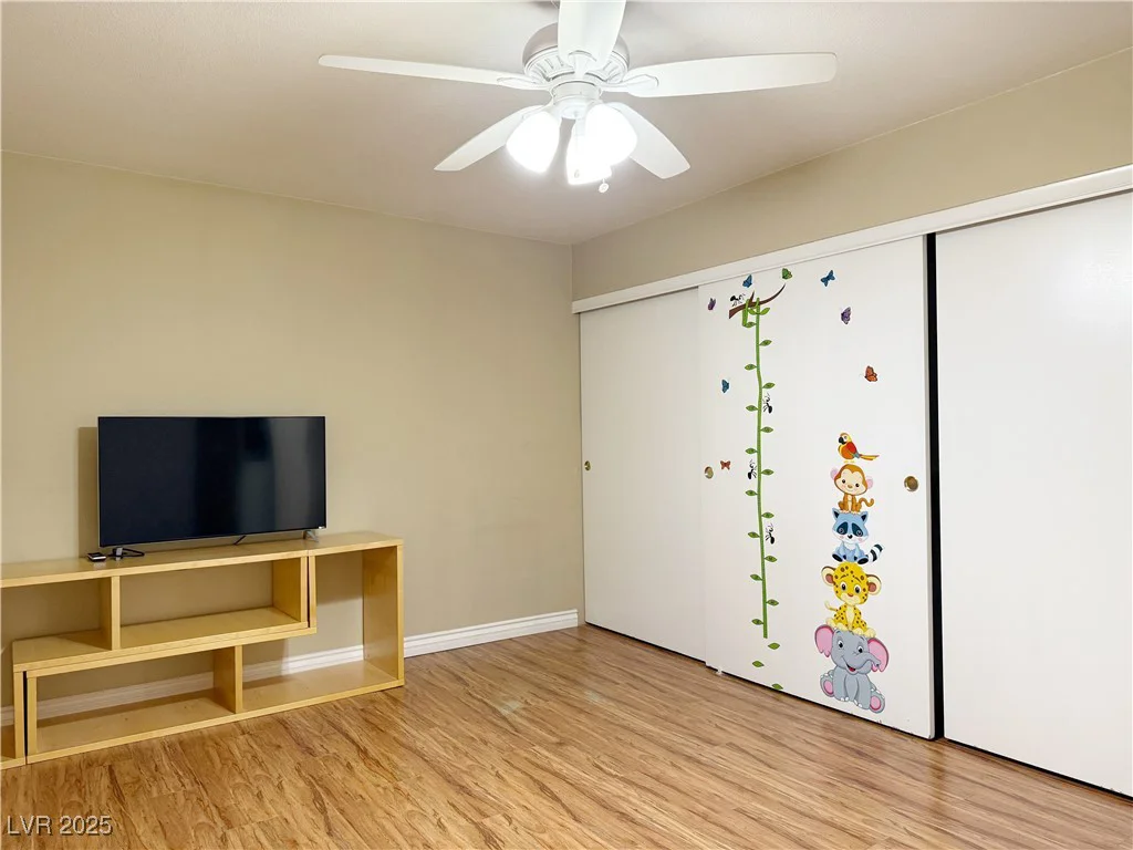 8452 Boseck, Las Vegas, NV 89145