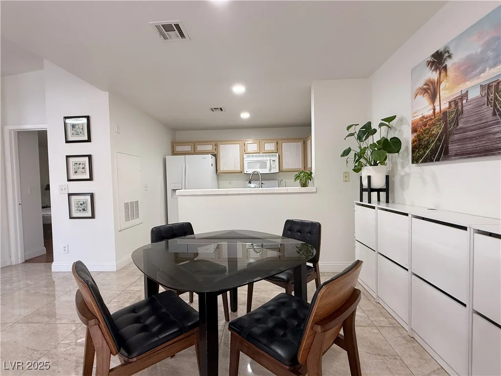 8452 Boseck, Las Vegas, NV 89145