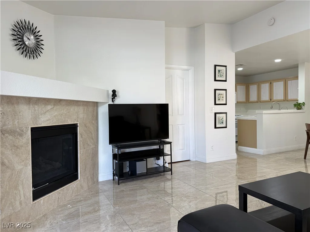 8452 Boseck, Las Vegas, NV 89145