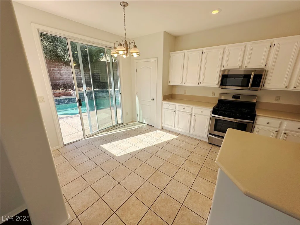 181 Ruby Ridge, Henderson, NV 89002