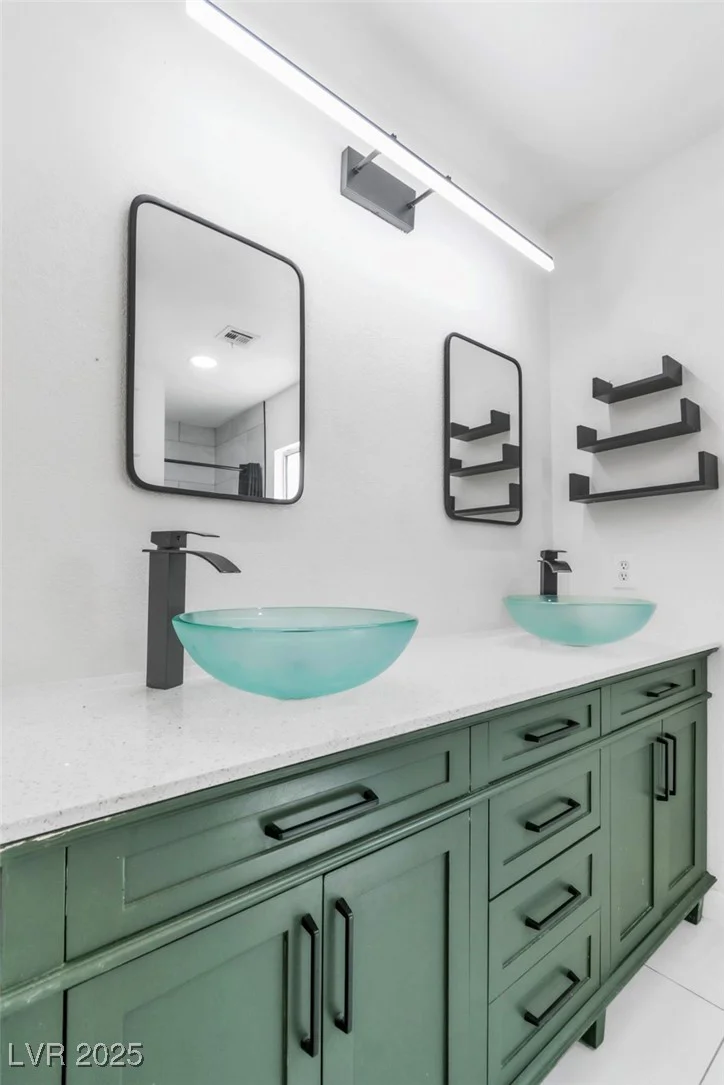 5332 Hadley, North Las Vegas, NV 89031