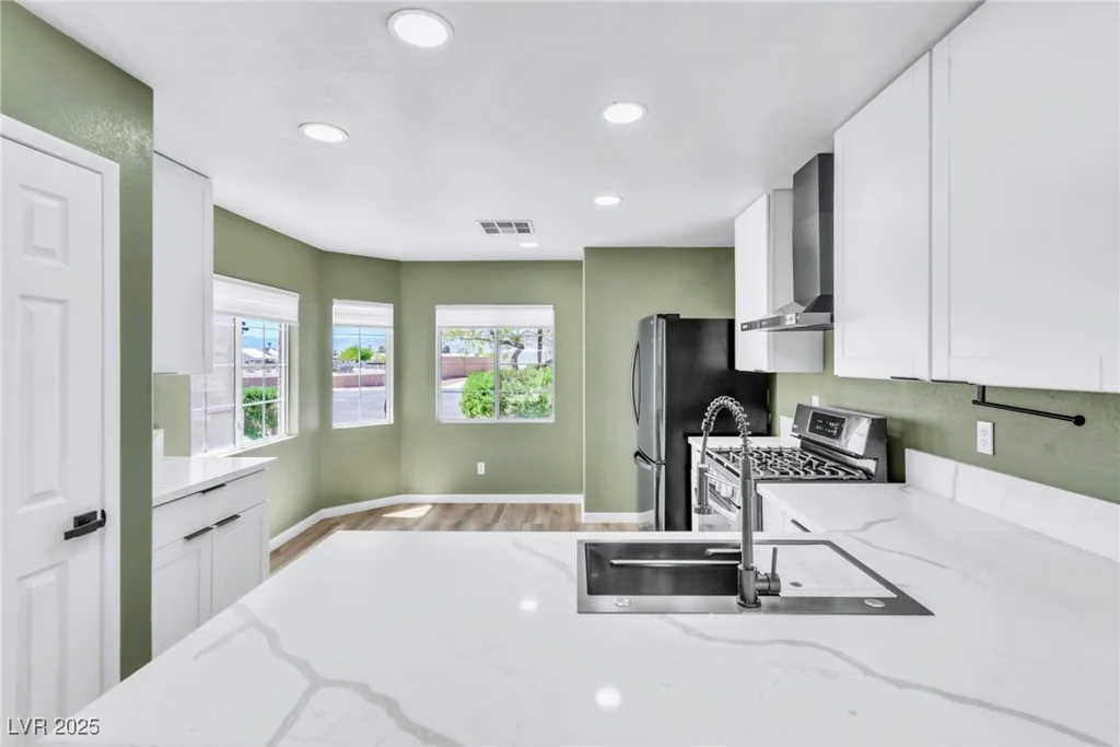 5332 Hadley, North Las Vegas, NV 89031