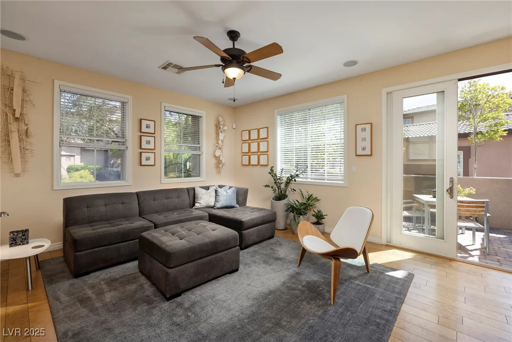 11419 Belmont Lake, Las Vegas, NV 89135