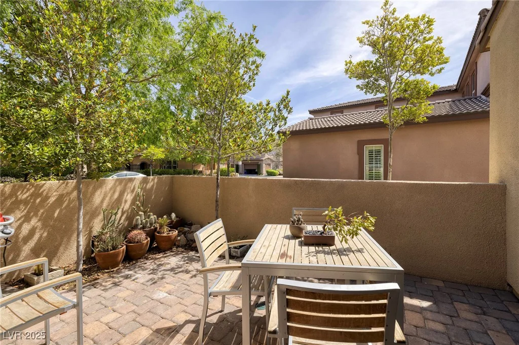11419 Belmont Lake, Las Vegas, NV 89135
