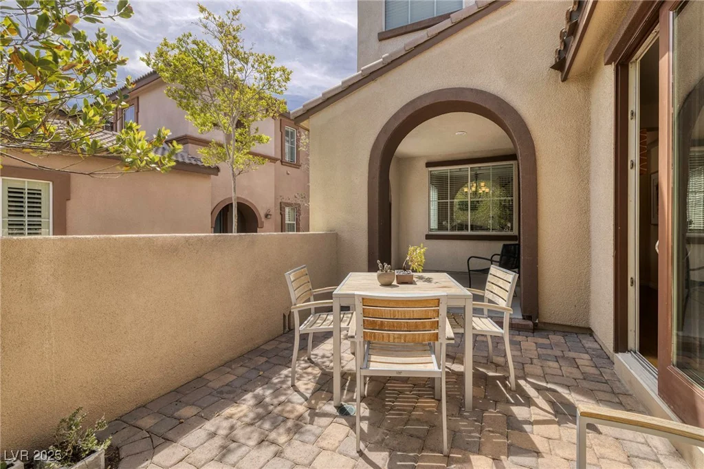 11419 Belmont Lake, Las Vegas, NV 89135