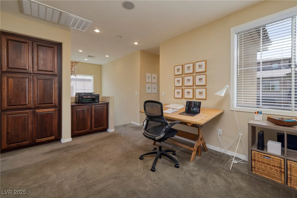 11419 Belmont Lake, Las Vegas, NV 89135