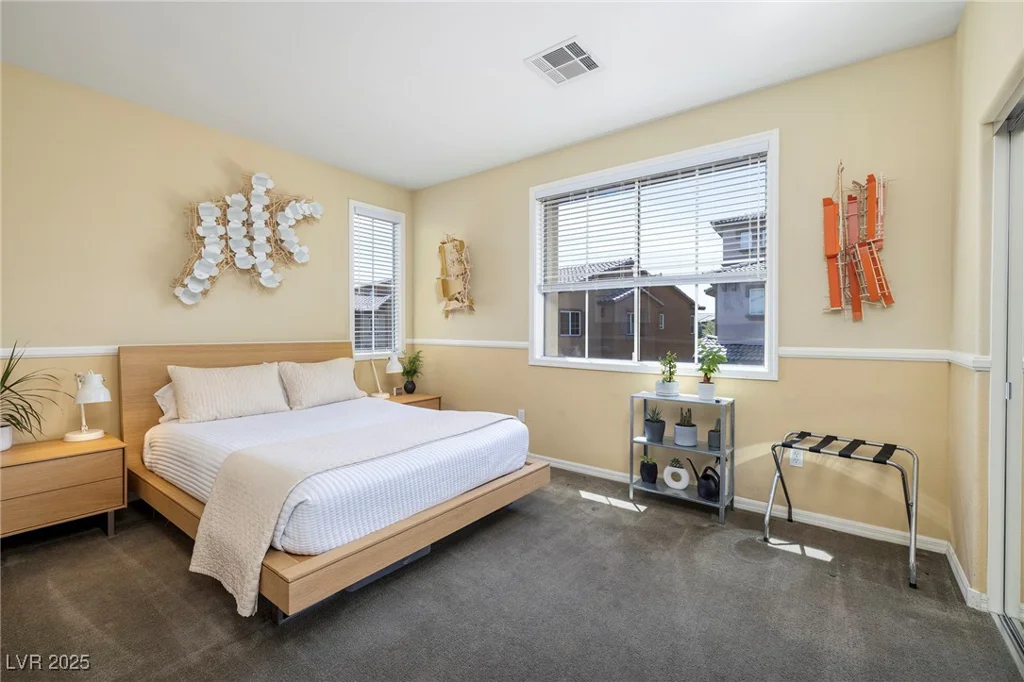11419 Belmont Lake, Las Vegas, NV 89135