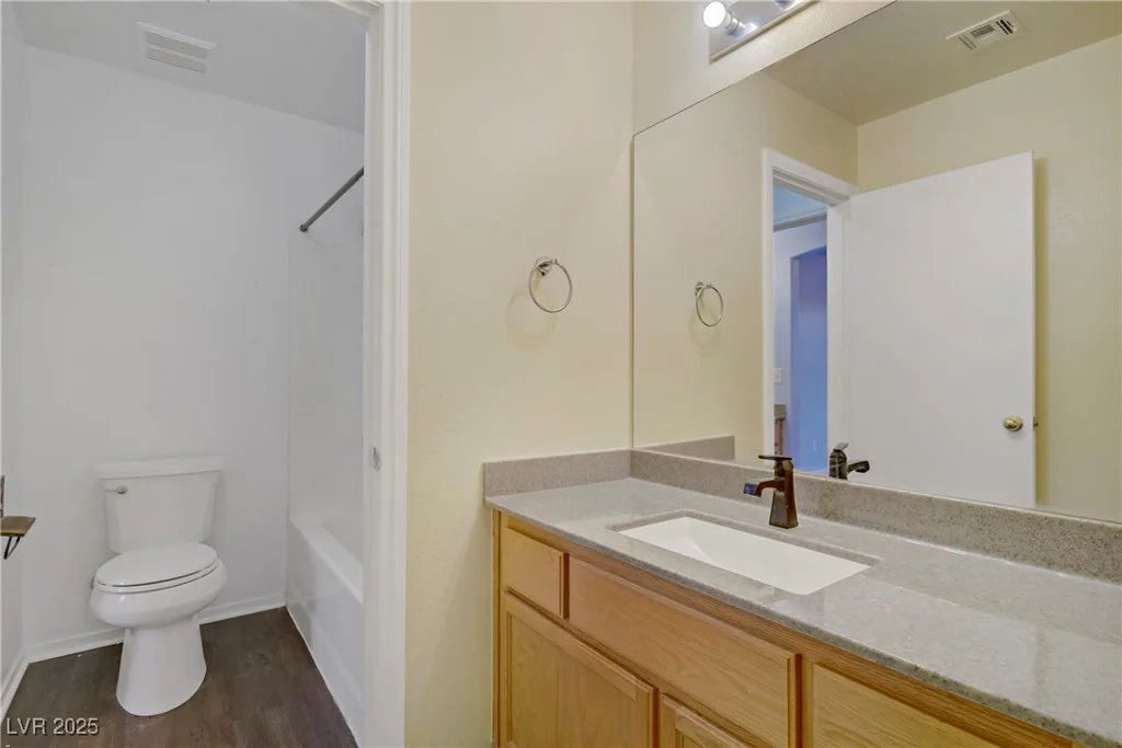 9932 Keephills, Las Vegas, NV 89183