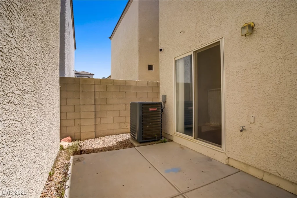 9932 Keephills, Las Vegas, NV 89183