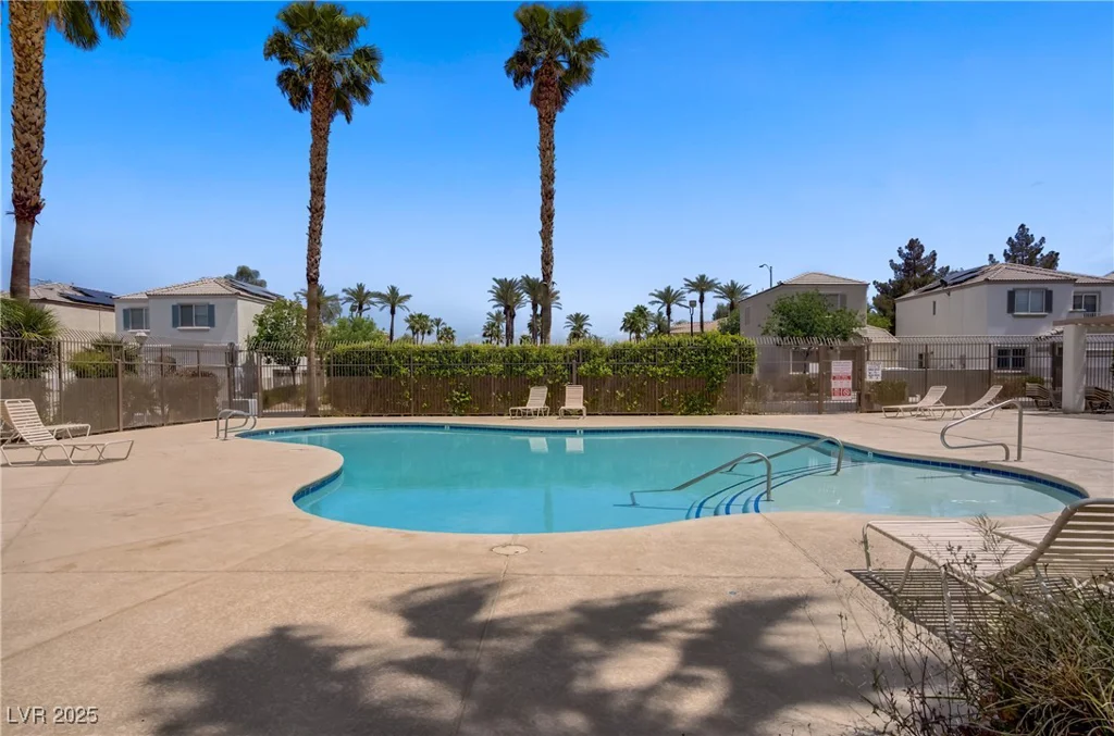 9932 Keephills, Las Vegas, NV 89183