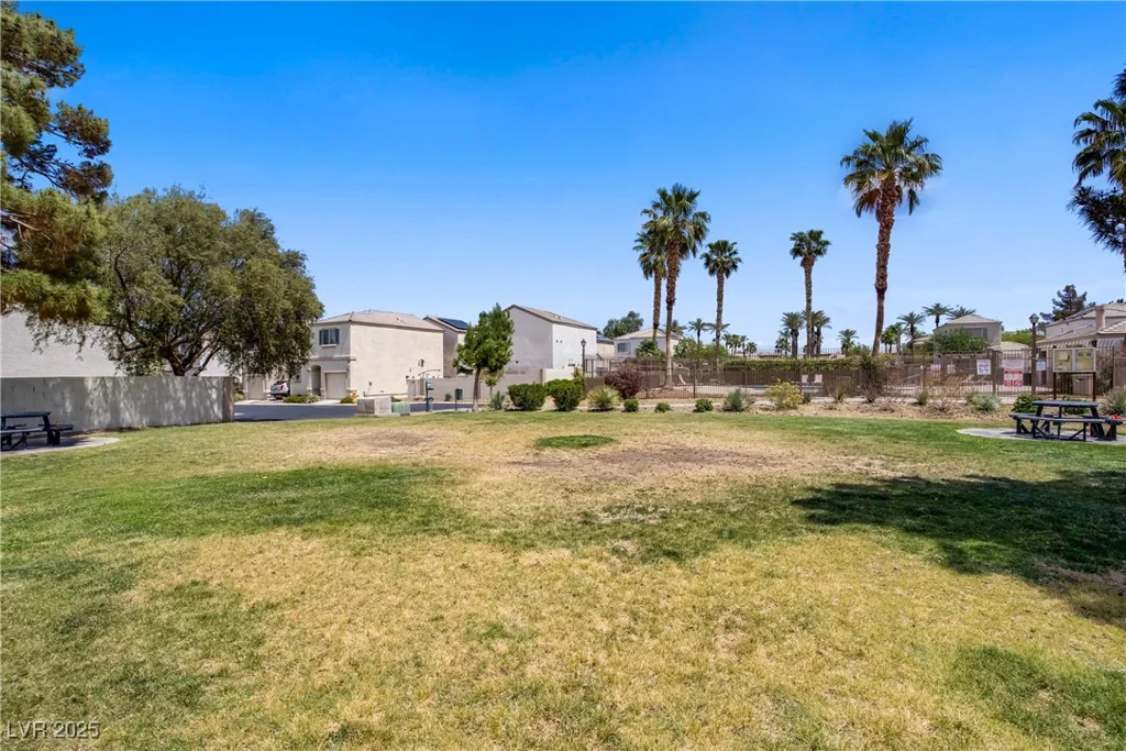 9932 Keephills, Las Vegas, NV 89183