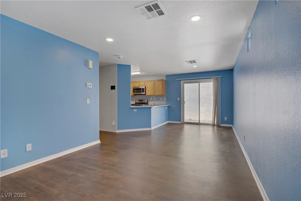 9932 Keephills, Las Vegas, NV 89183