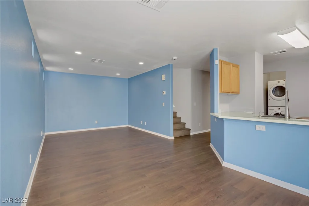 9932 Keephills, Las Vegas, NV 89183
