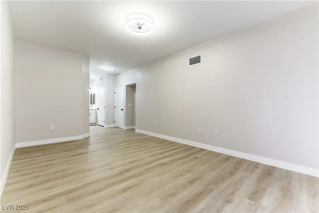 9303 Gilcrease, Las Vegas, NV 89149