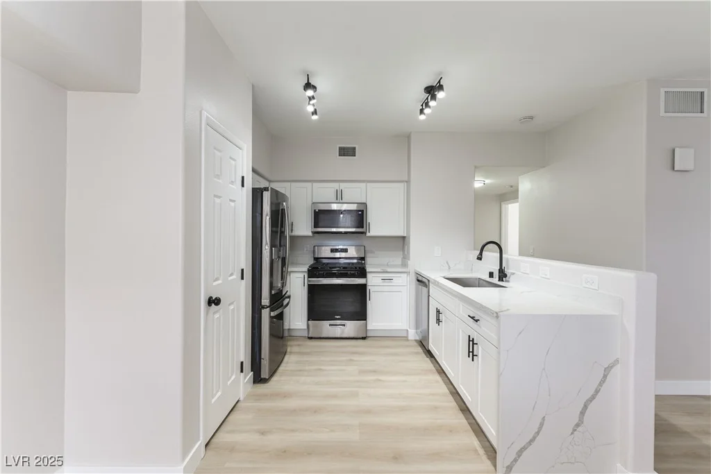 9303 Gilcrease, Las Vegas, NV 89149