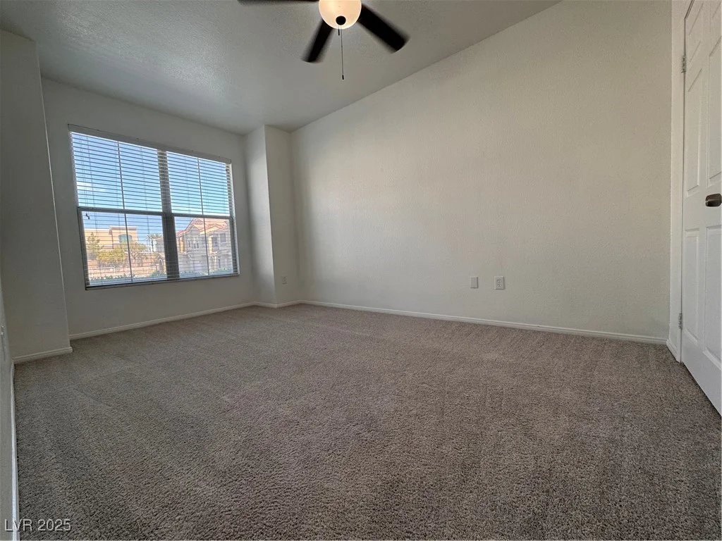 9975 Peace, Las Vegas, NV 89147