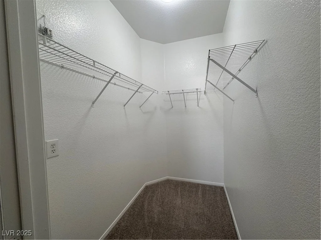 9975 Peace, Las Vegas, NV 89147
