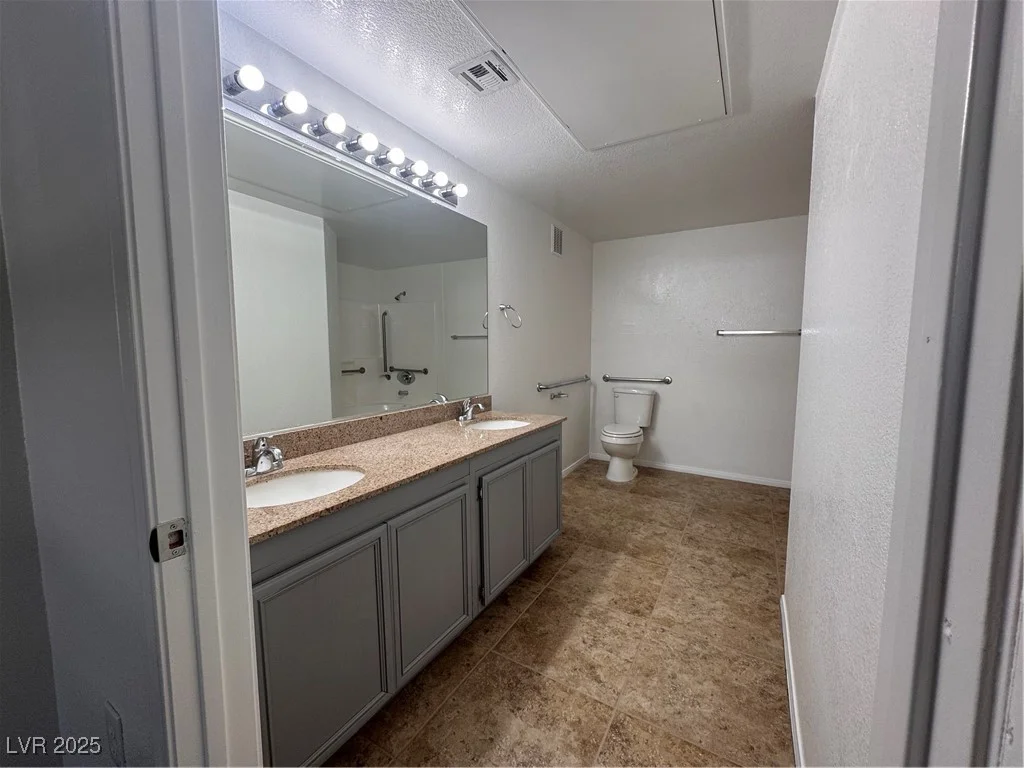 9975 Peace, Las Vegas, NV 89147
