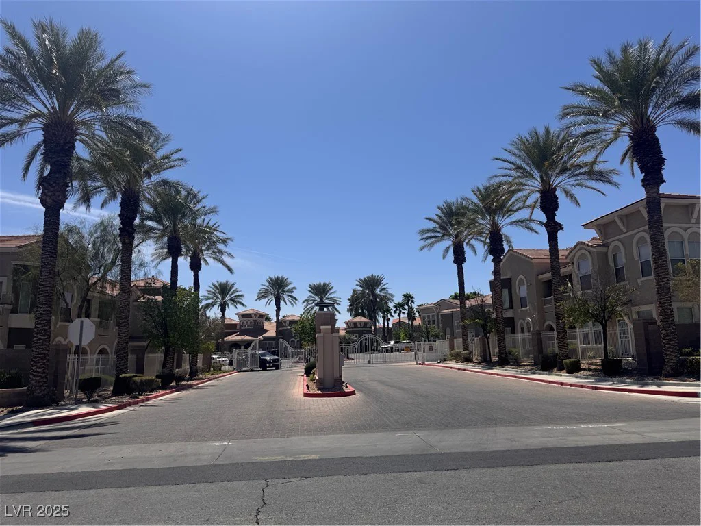 9975 Peace, Las Vegas, NV 89147