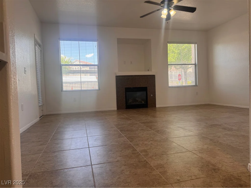 9975 Peace, Las Vegas, NV 89147