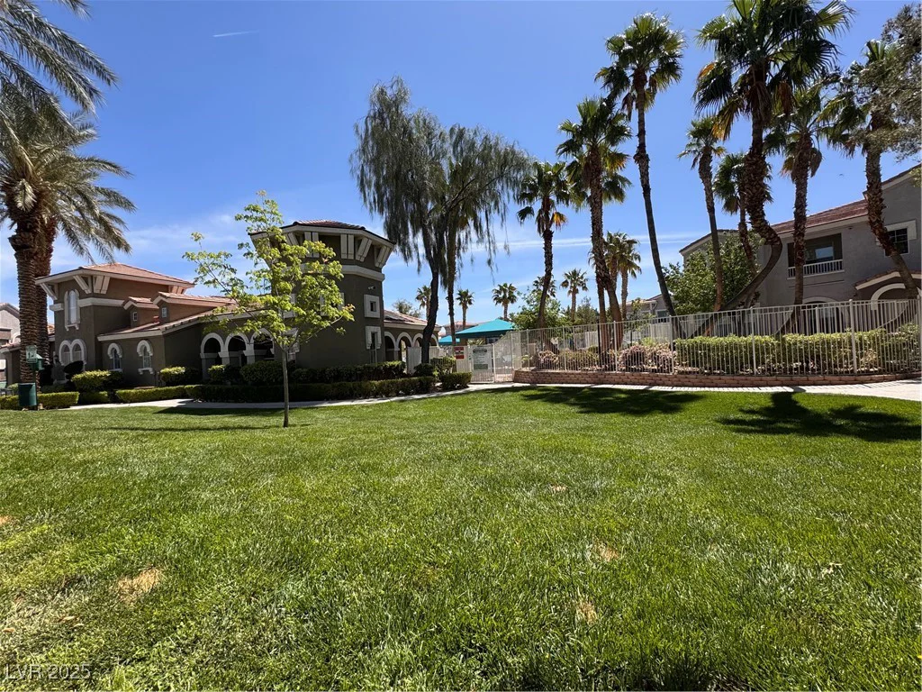9975 Peace, Las Vegas, NV 89147