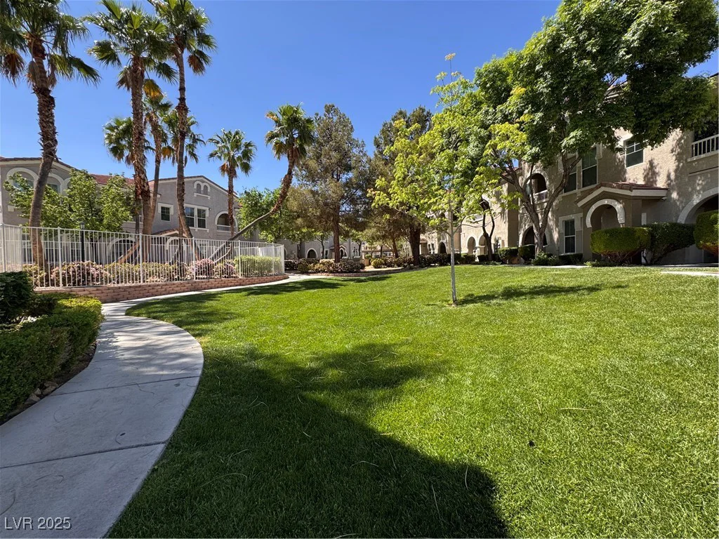 9975 Peace, Las Vegas, NV 89147