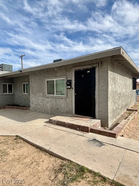 1651 Cadillac, Las Vegas, NV 89106