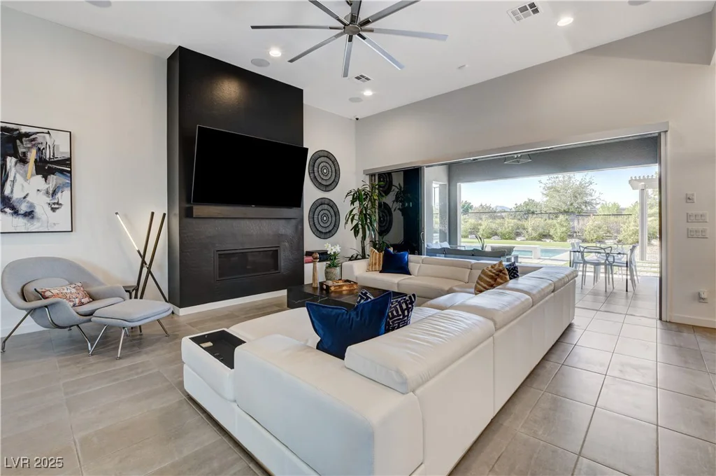 10004 Terrastone, Las Vegas, NV 89148