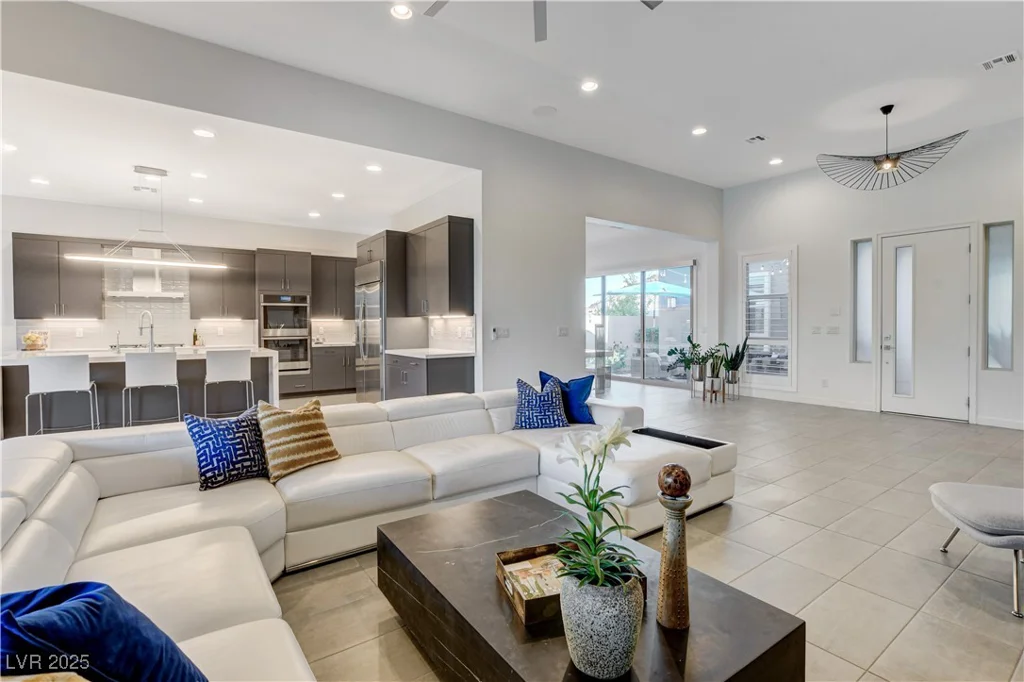 10004 Terrastone, Las Vegas, NV 89148