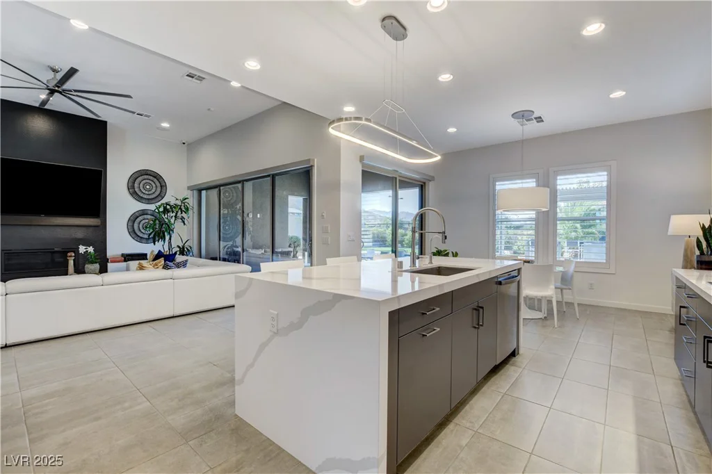 10004 Terrastone, Las Vegas, NV 89148