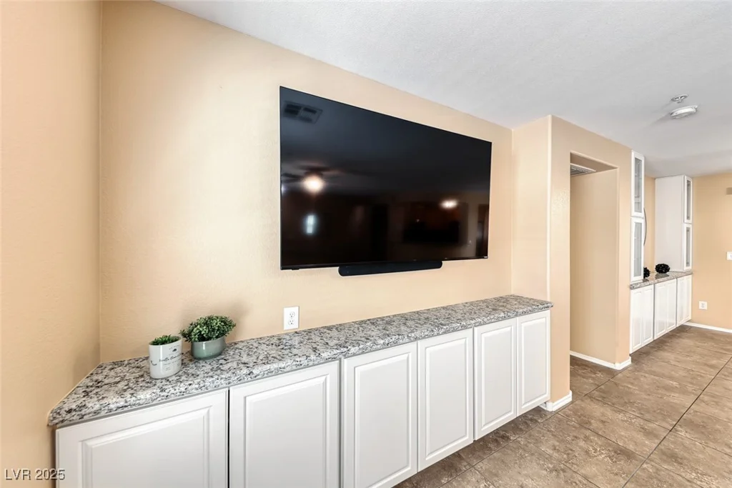 173 Calm Morning, Henderson, NV 89002