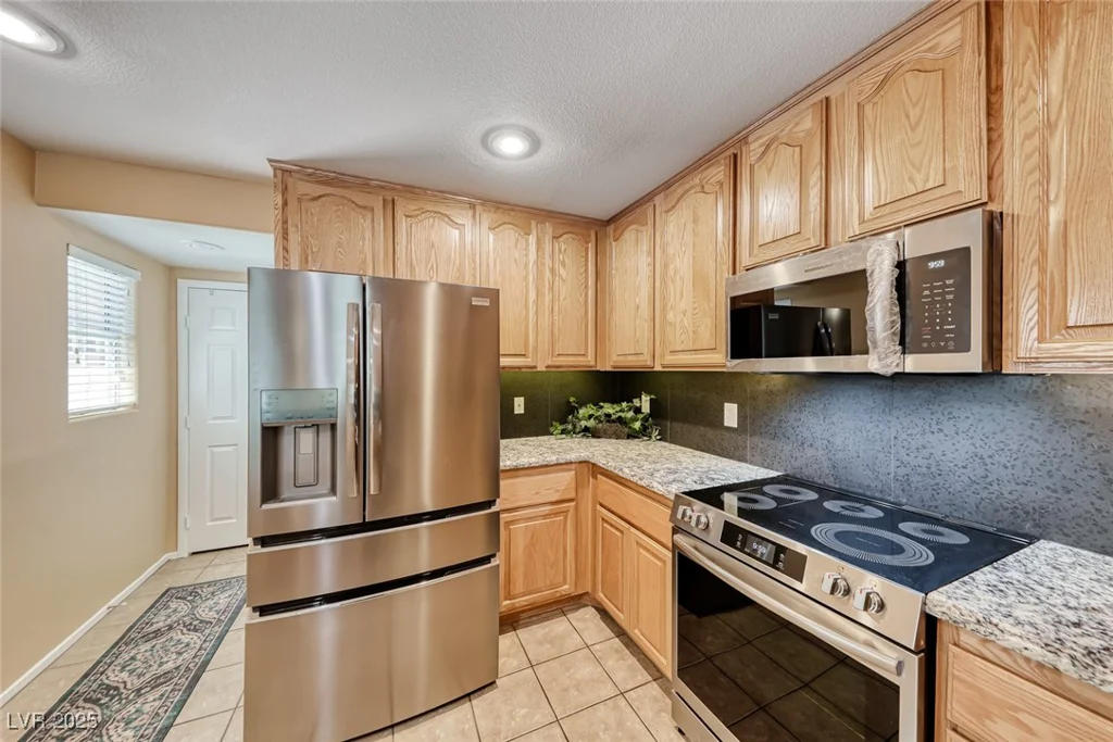 173 Calm Morning, Henderson, NV 89002