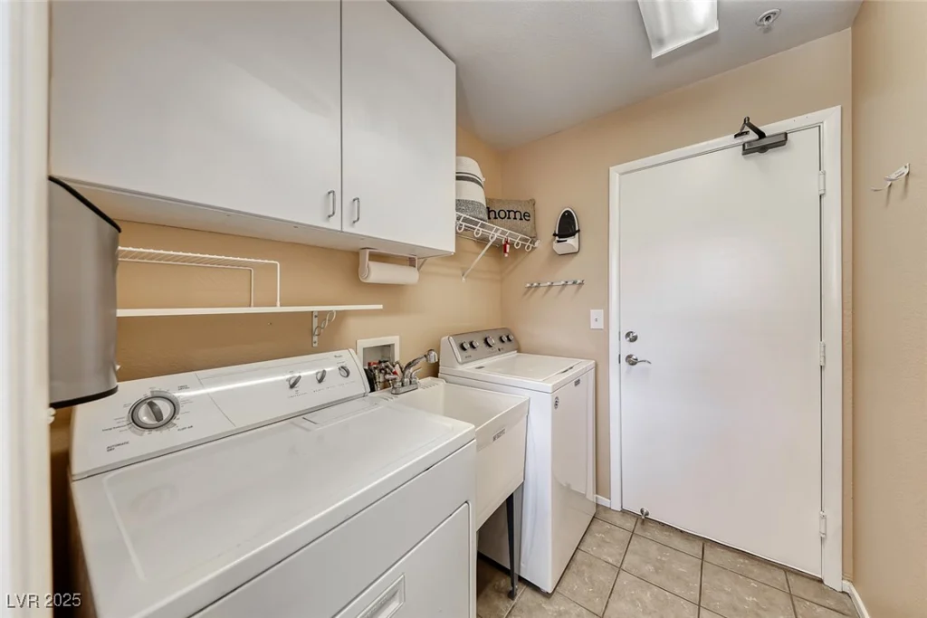 173 Calm Morning, Henderson, NV 89002