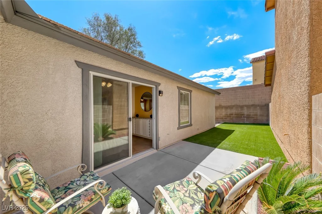 173 Calm Morning, Henderson, NV 89002