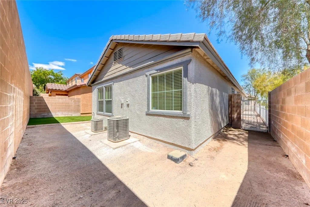 173 Calm Morning, Henderson, NV 89002
