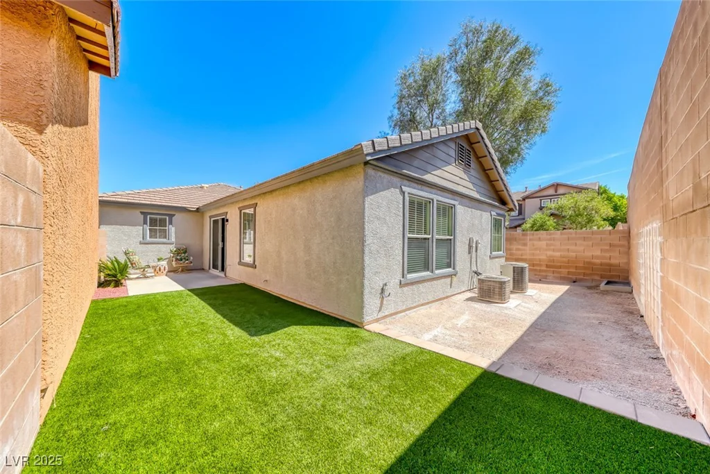173 Calm Morning, Henderson, NV 89002