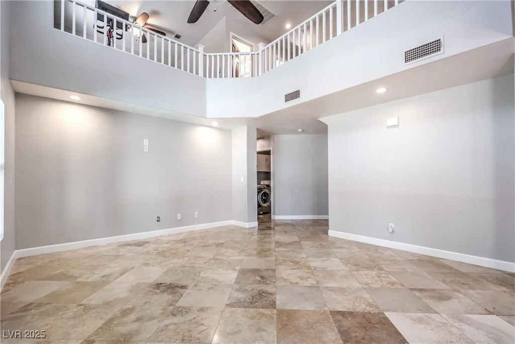 1112 Caraway, Las Vegas, NV 89144