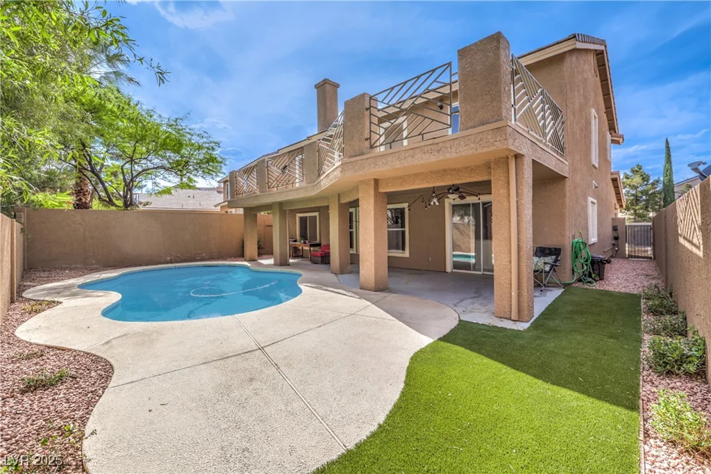 1112 Caraway, Las Vegas, NV 89144