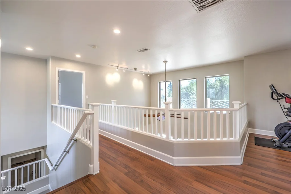 1112 Caraway, Las Vegas, NV 89144