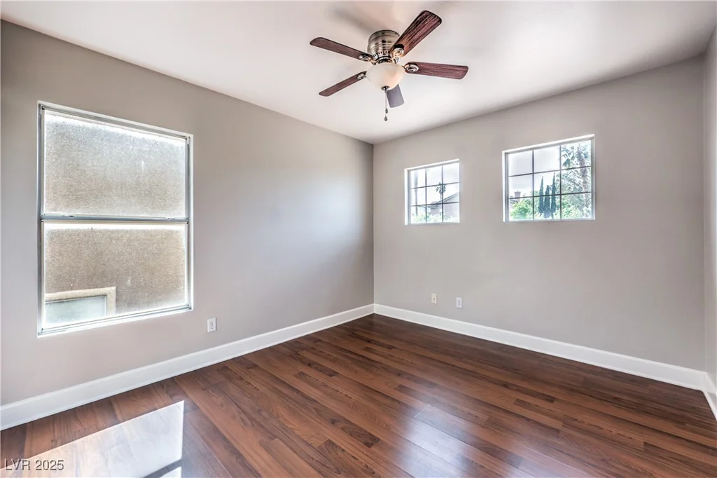 1112 Caraway, Las Vegas, NV 89144