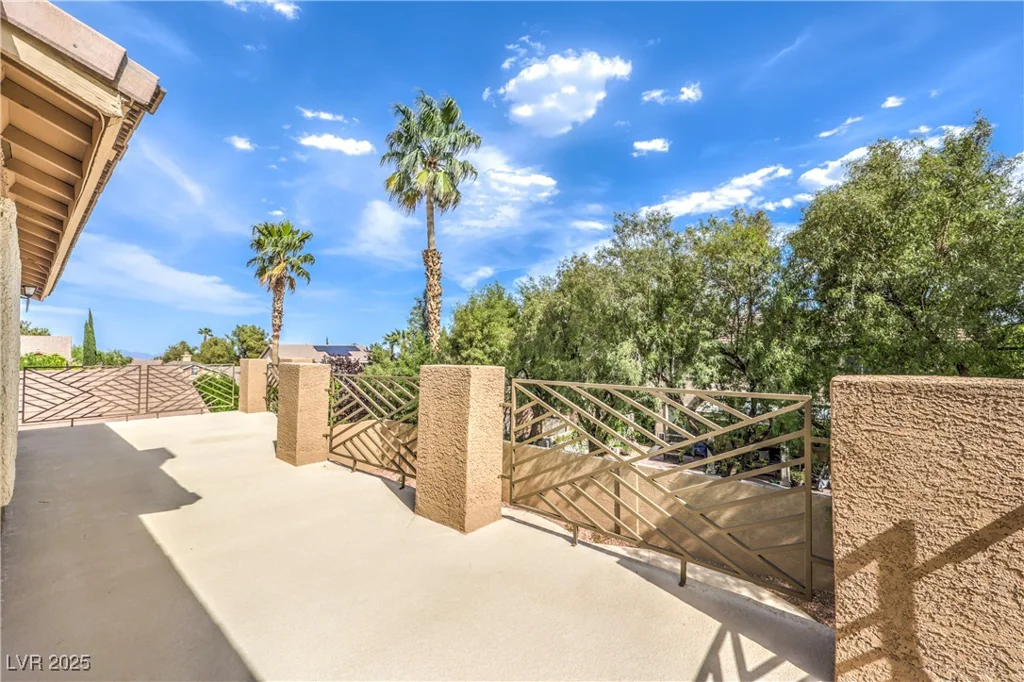 1112 Caraway, Las Vegas, NV 89144