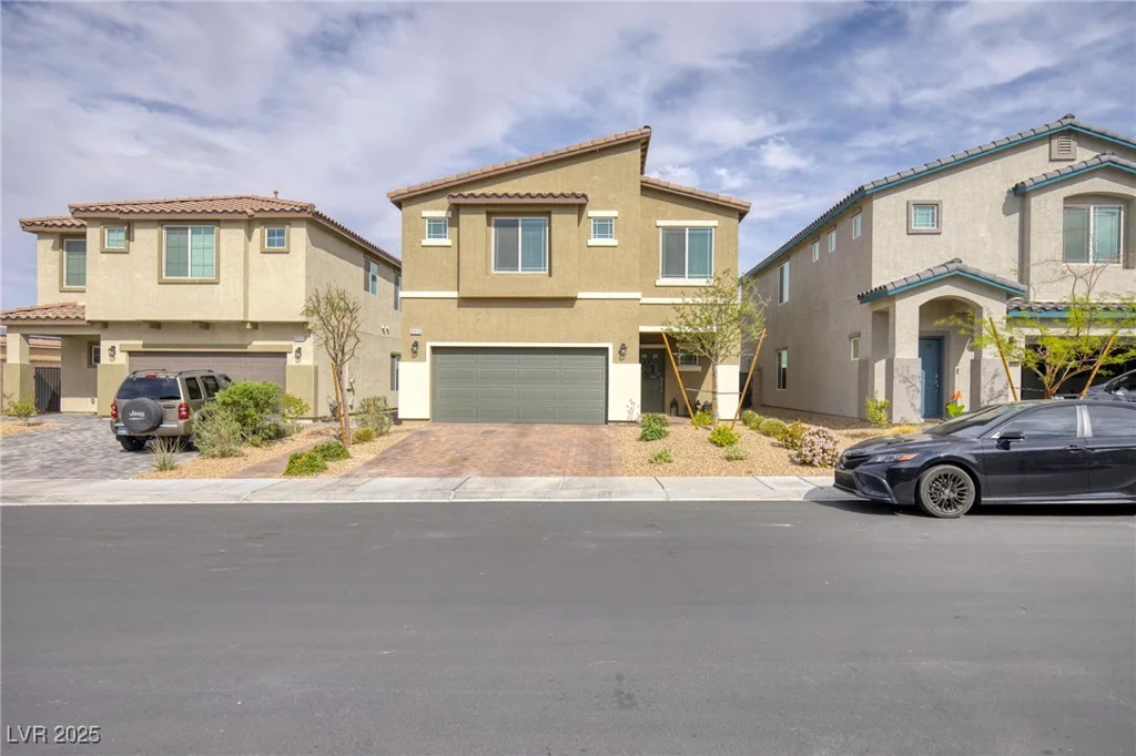8316 Gold River, Las Vegas, NV 89113