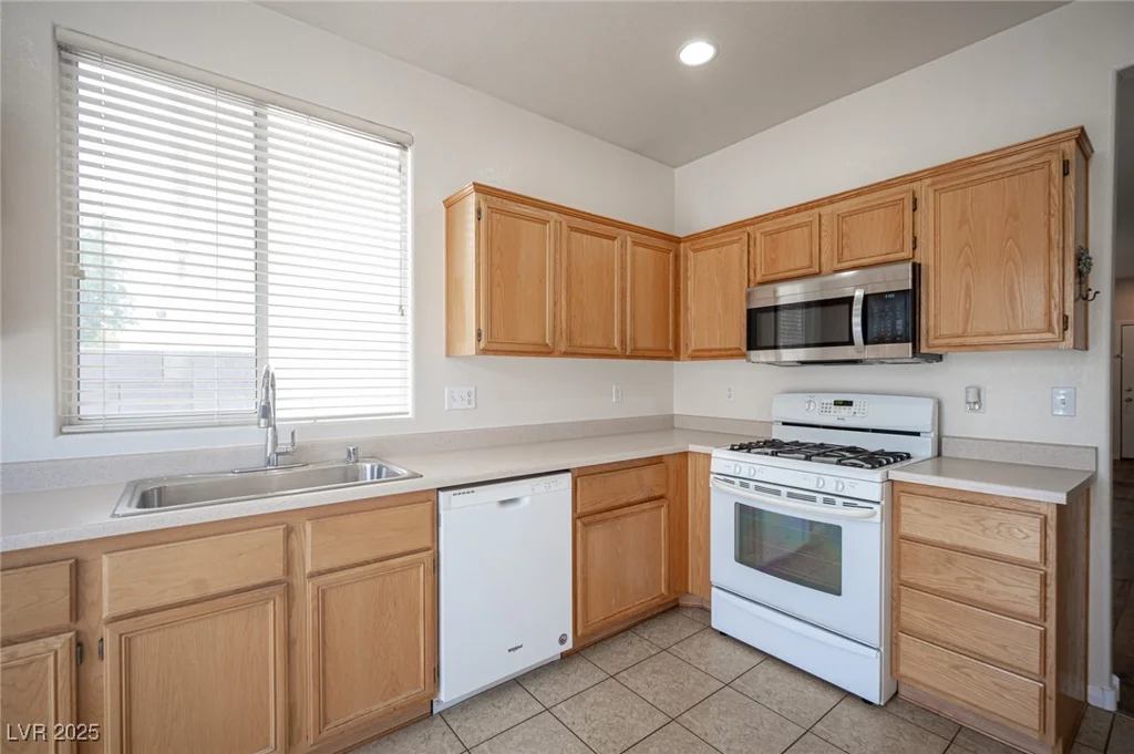 8564 Lost Gold, Las Vegas, NV 89129