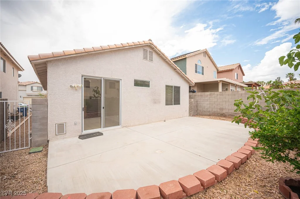 8564 Lost Gold, Las Vegas, NV 89129