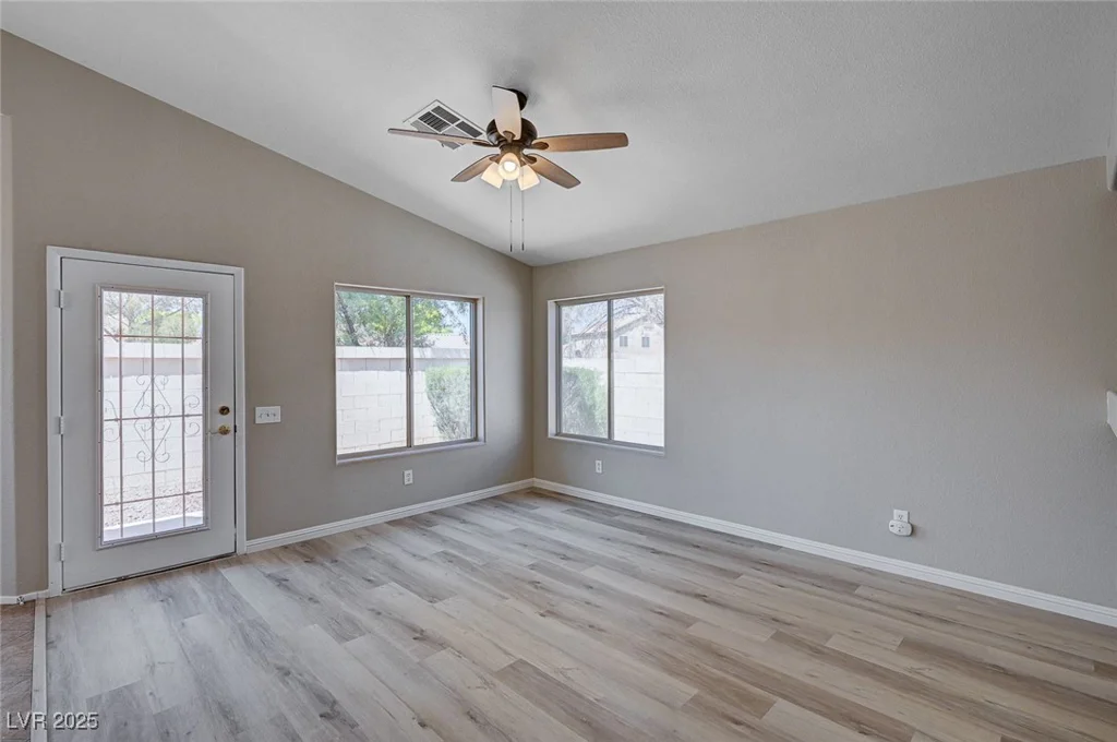8028 Hurricane Cove, Las Vegas, NV 89129